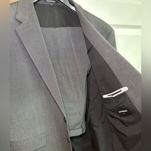 EXPRESS MENS GRAY SUIT